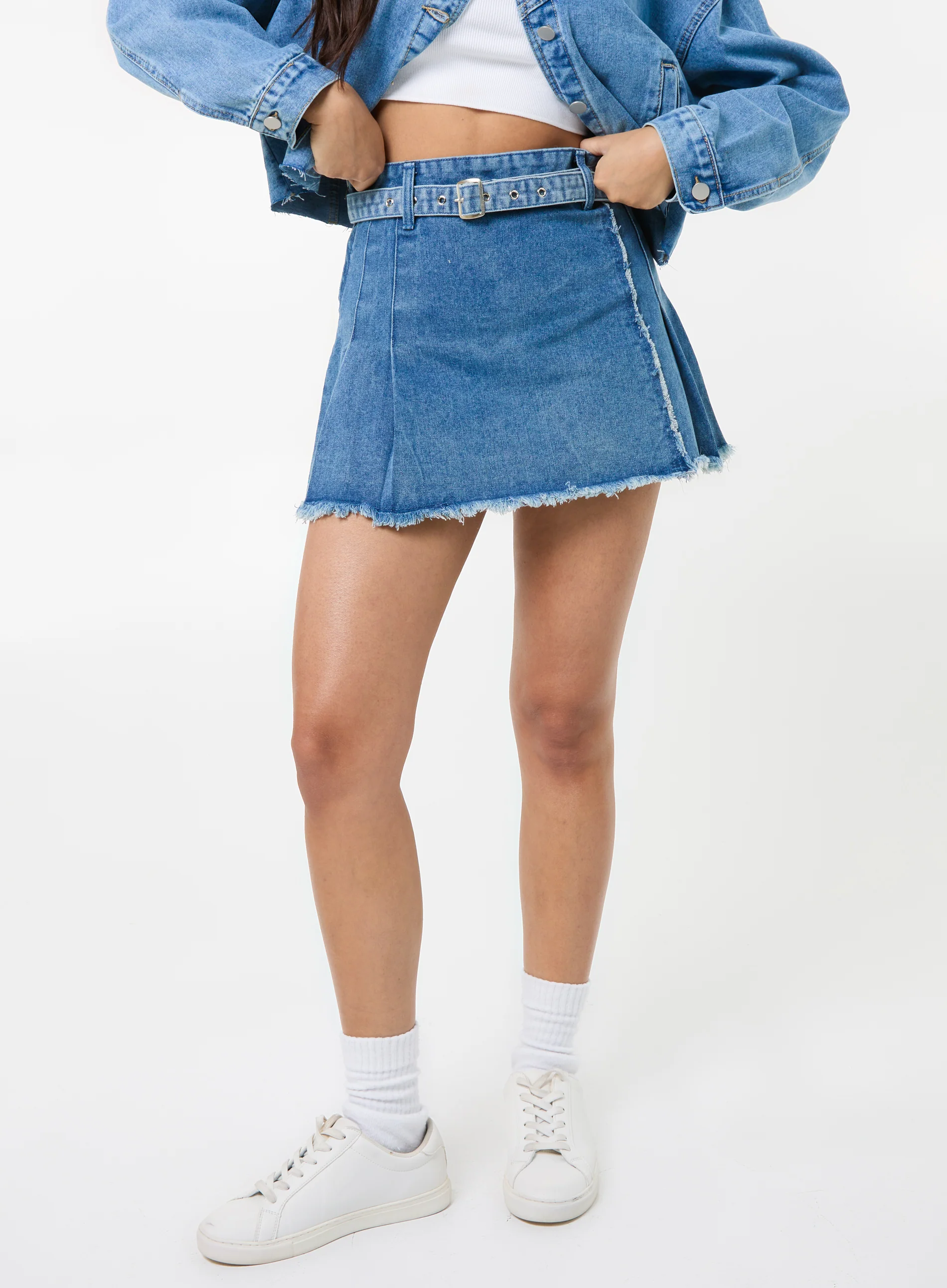Belt Denim Pleated Mini Skirt - Image 6