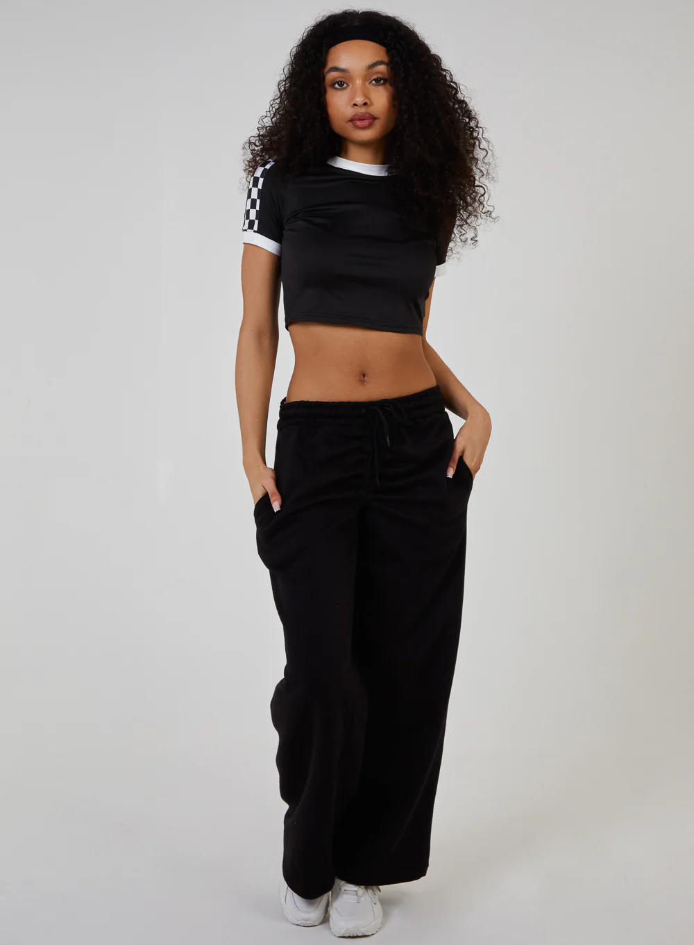 Checkered Sleeve Cropped T-Shirt - Image 3