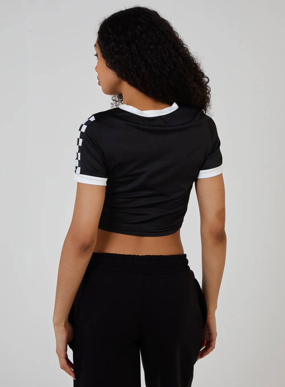 Checkered Sleeve Cropped T-Shirt - Image 5