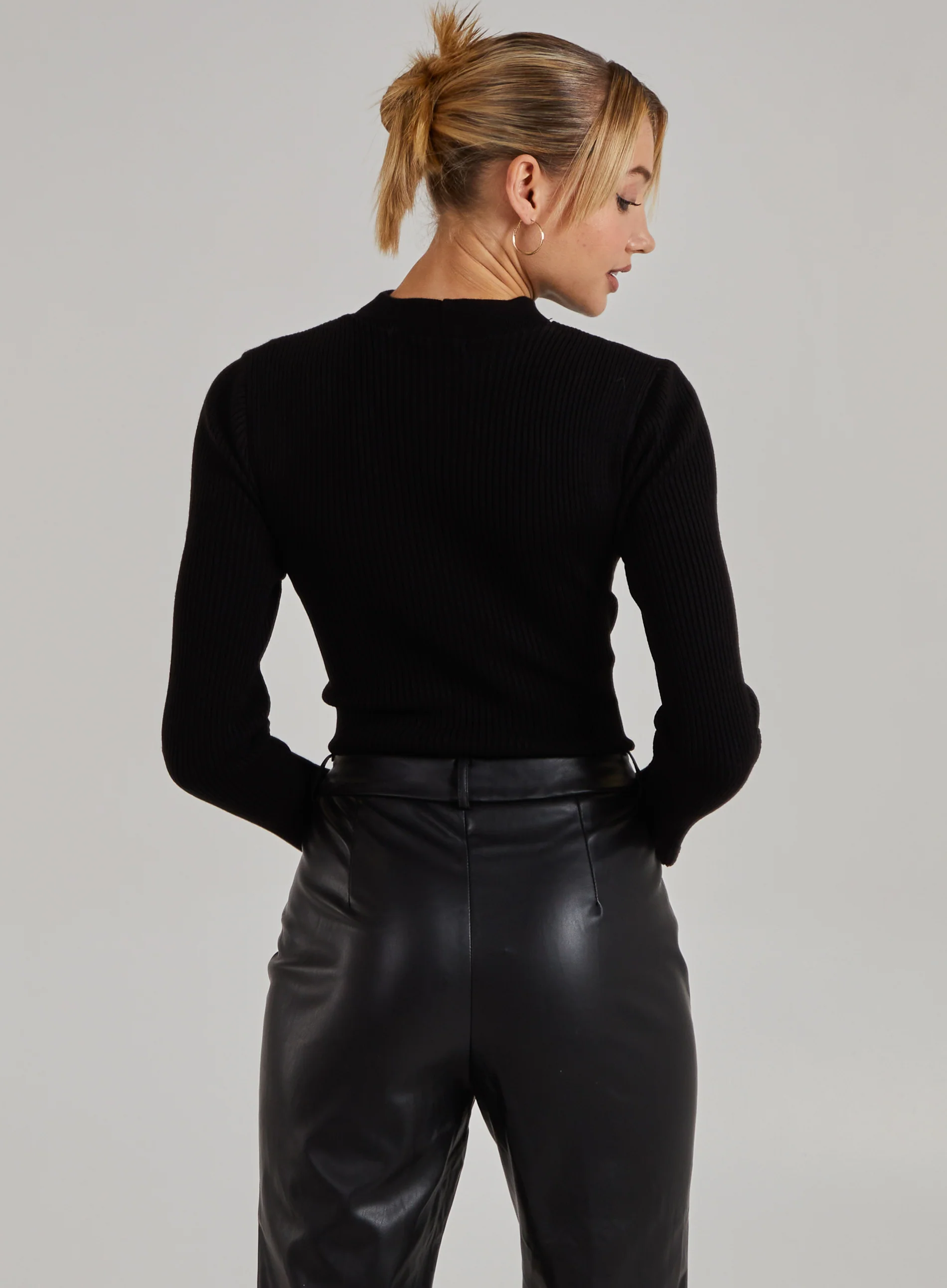 Choker Twist Front Knit Top - Image 5