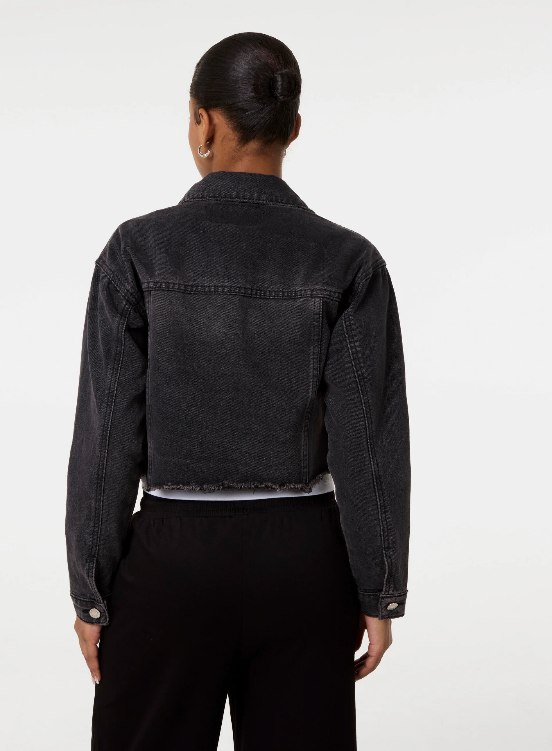 Cropped Denim Jacket - Image 4