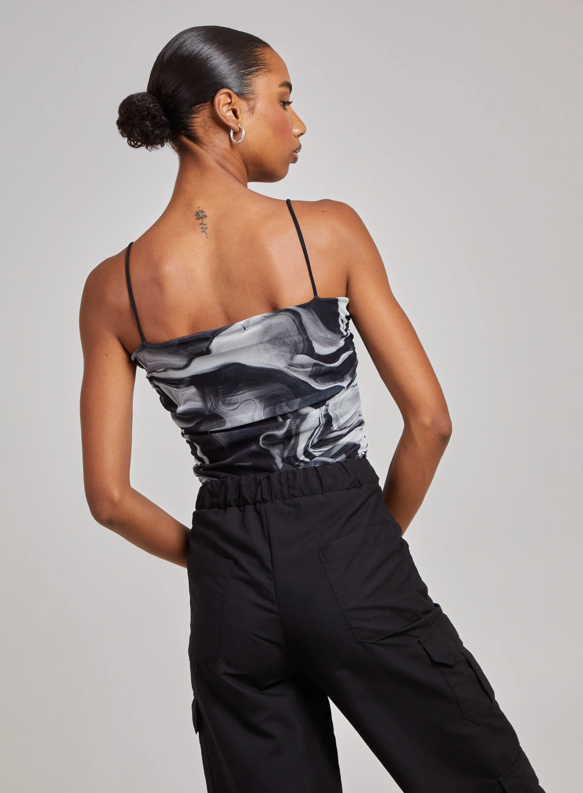 Mesh Marble Ruched Cami Strap Bodysuit - Image 5