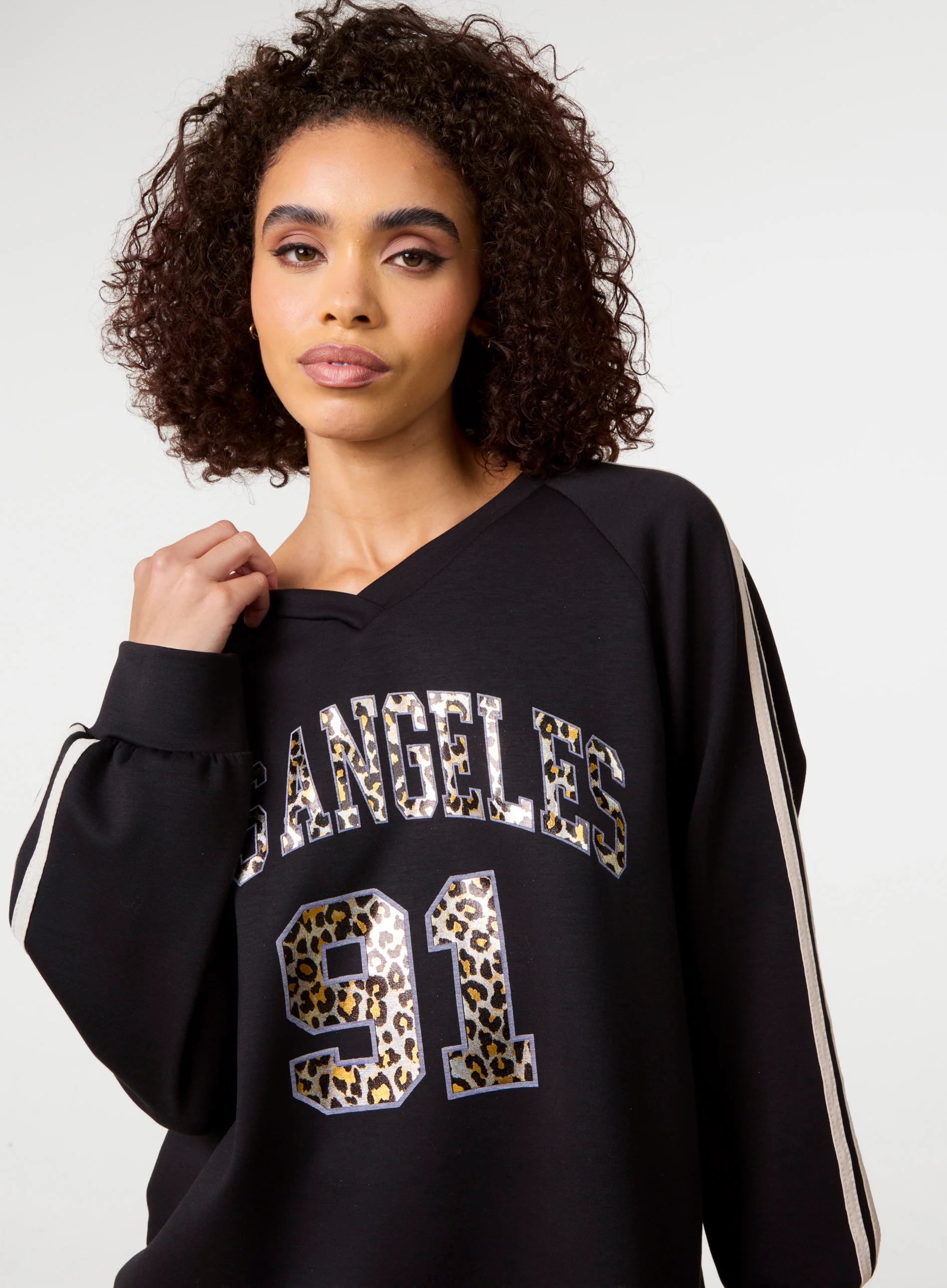 Metallic Leopard Long Sleeve Sports Jersey - Image 3