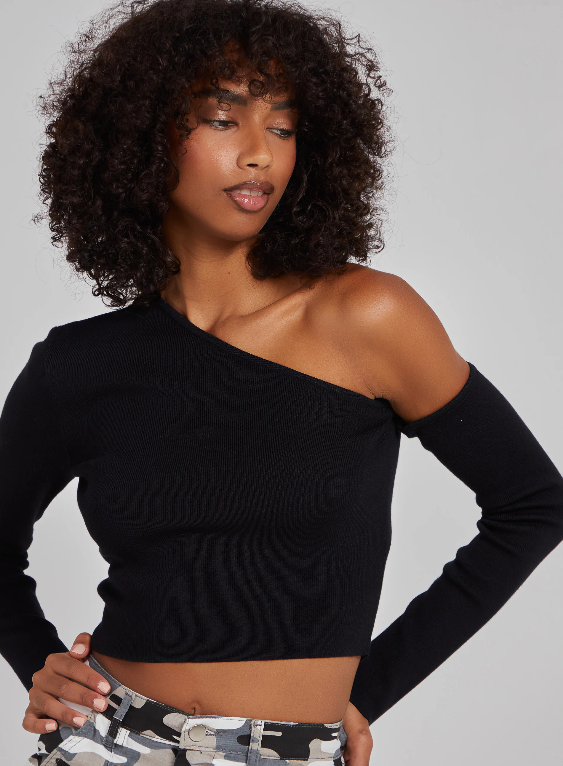 One Shoulder Long Sleeved Top - Image 3