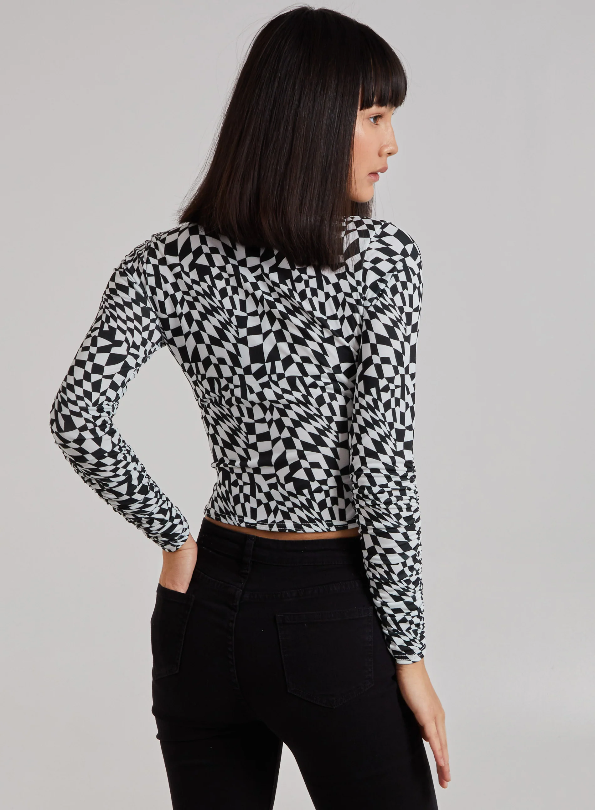 Printed Long Sleeve Keyhole Top - Image 5