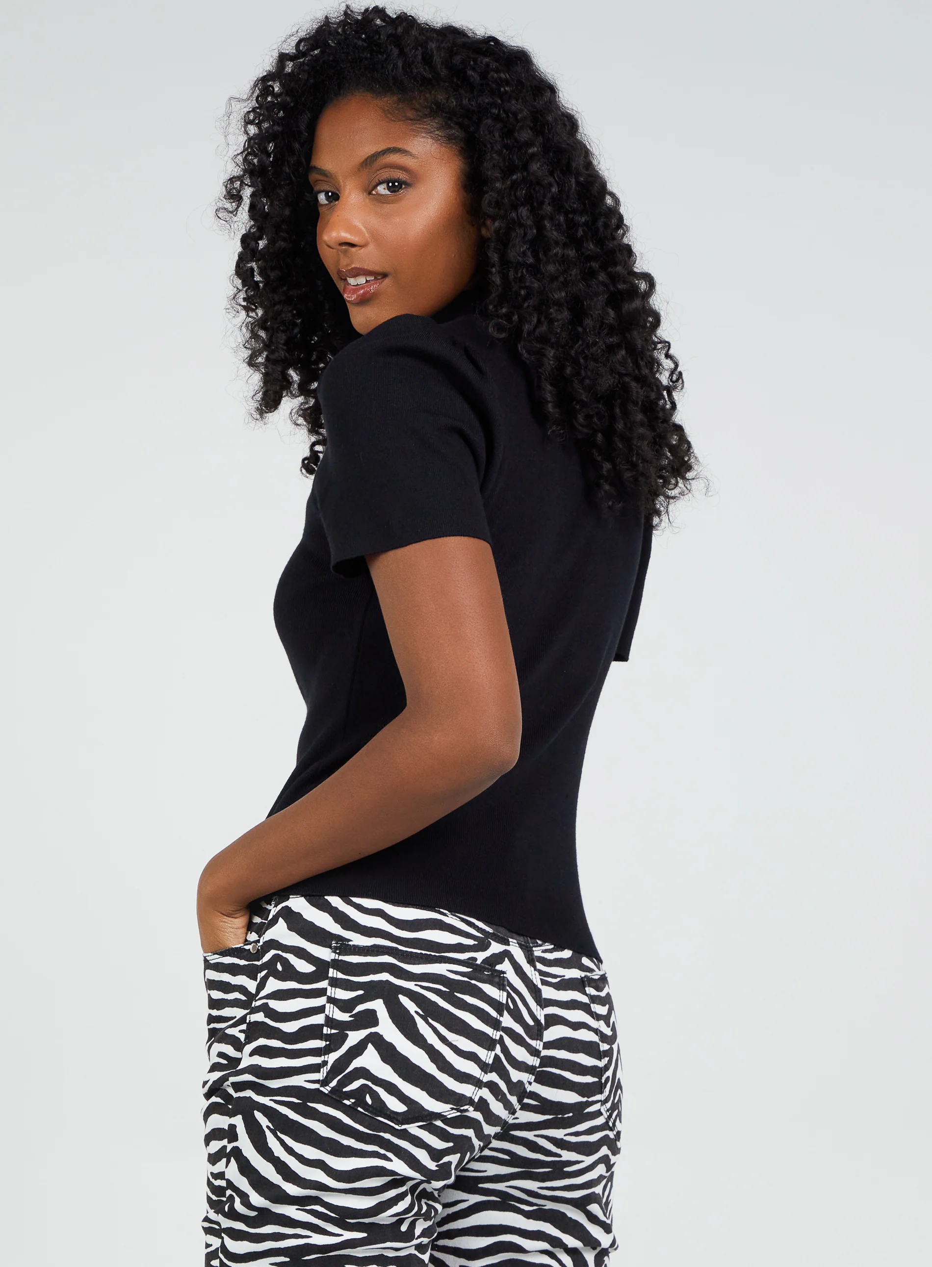 Puff Sleeve Ribbed High Neck Top - Image 4