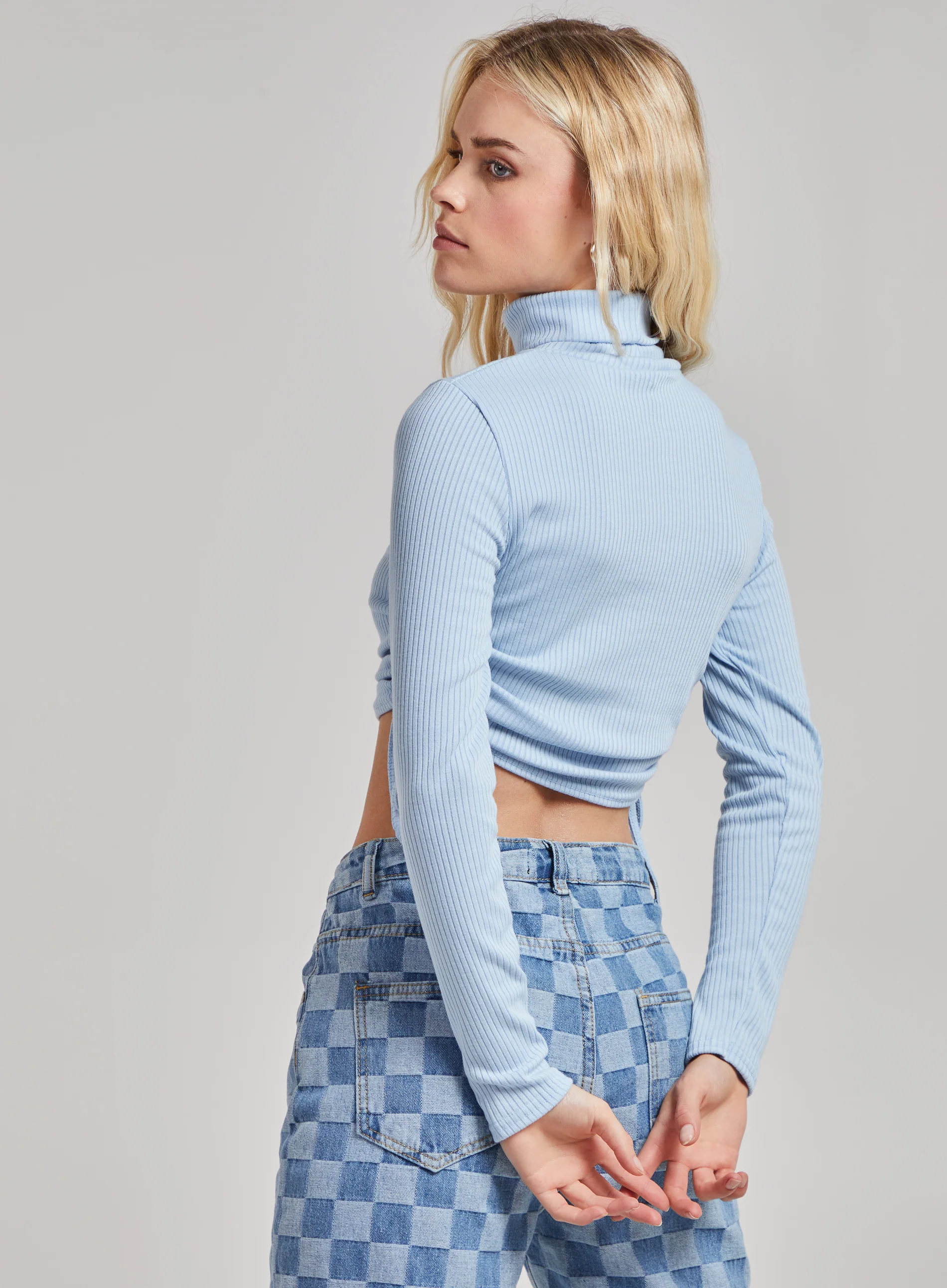 Ruched Crop Ribbed Top - Image 5