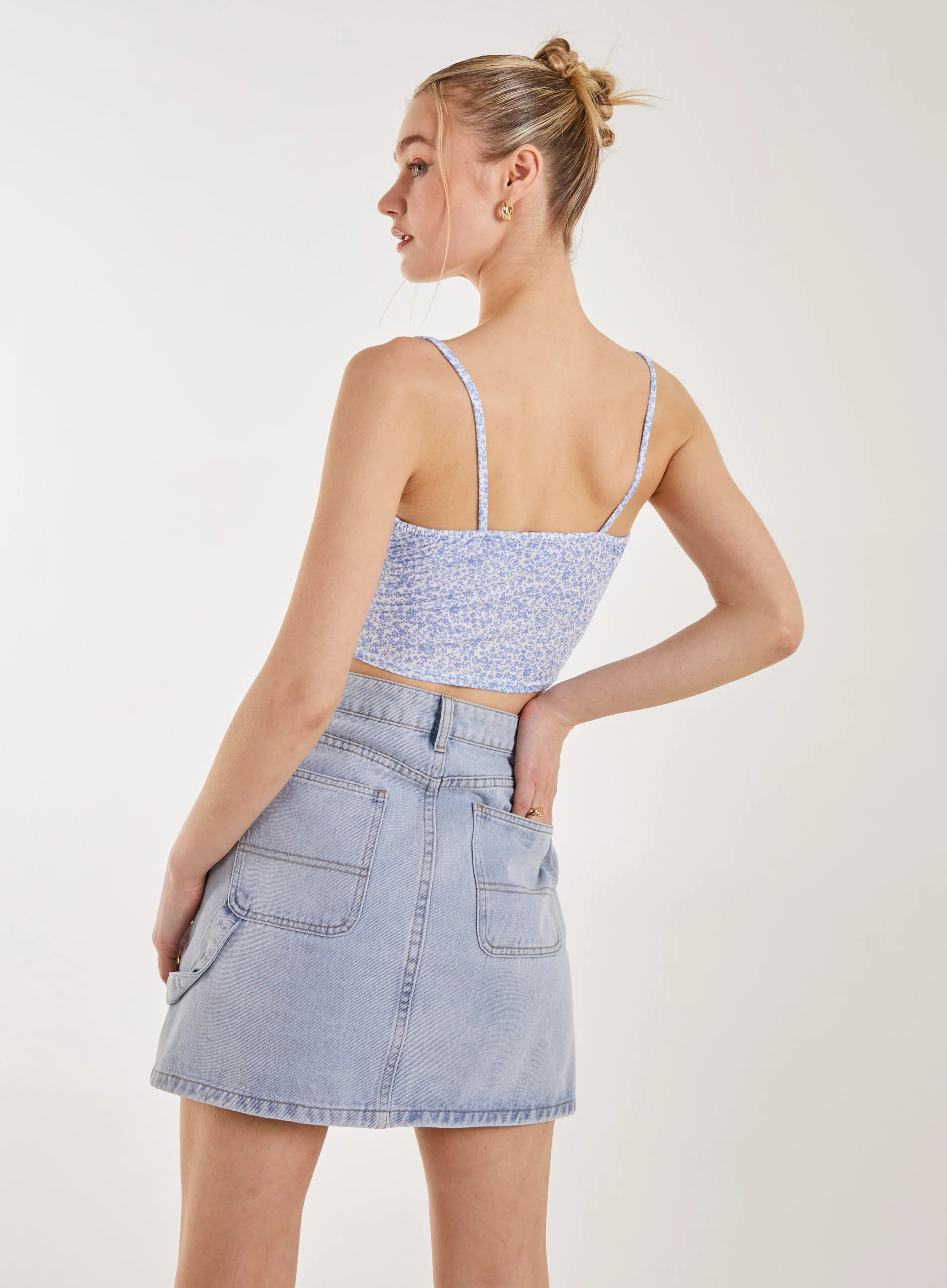 Floral Tie Front Cami Cropped Top - Image 4