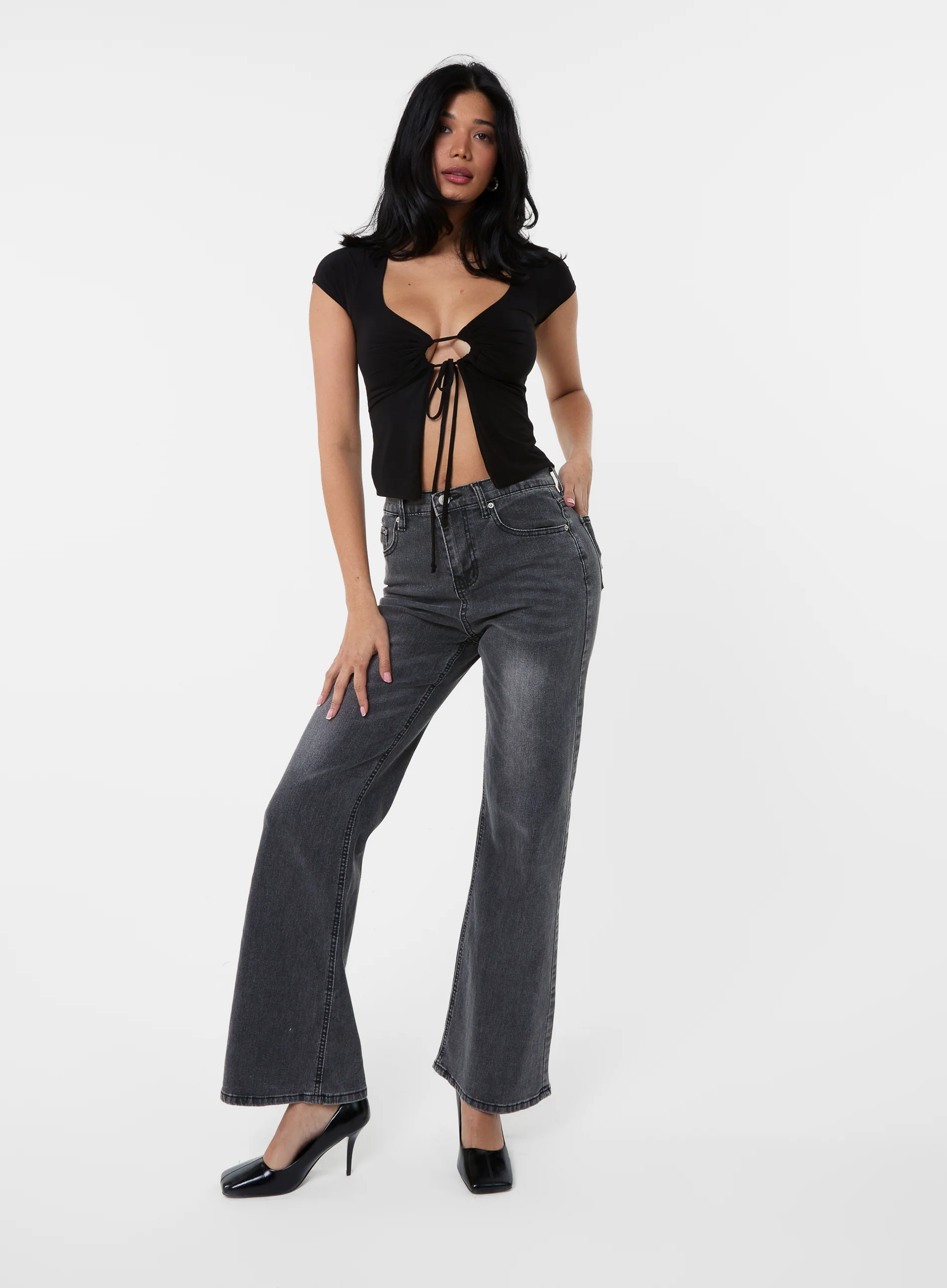 Cap Sleeve Keyhole Crop Top - Image 3
