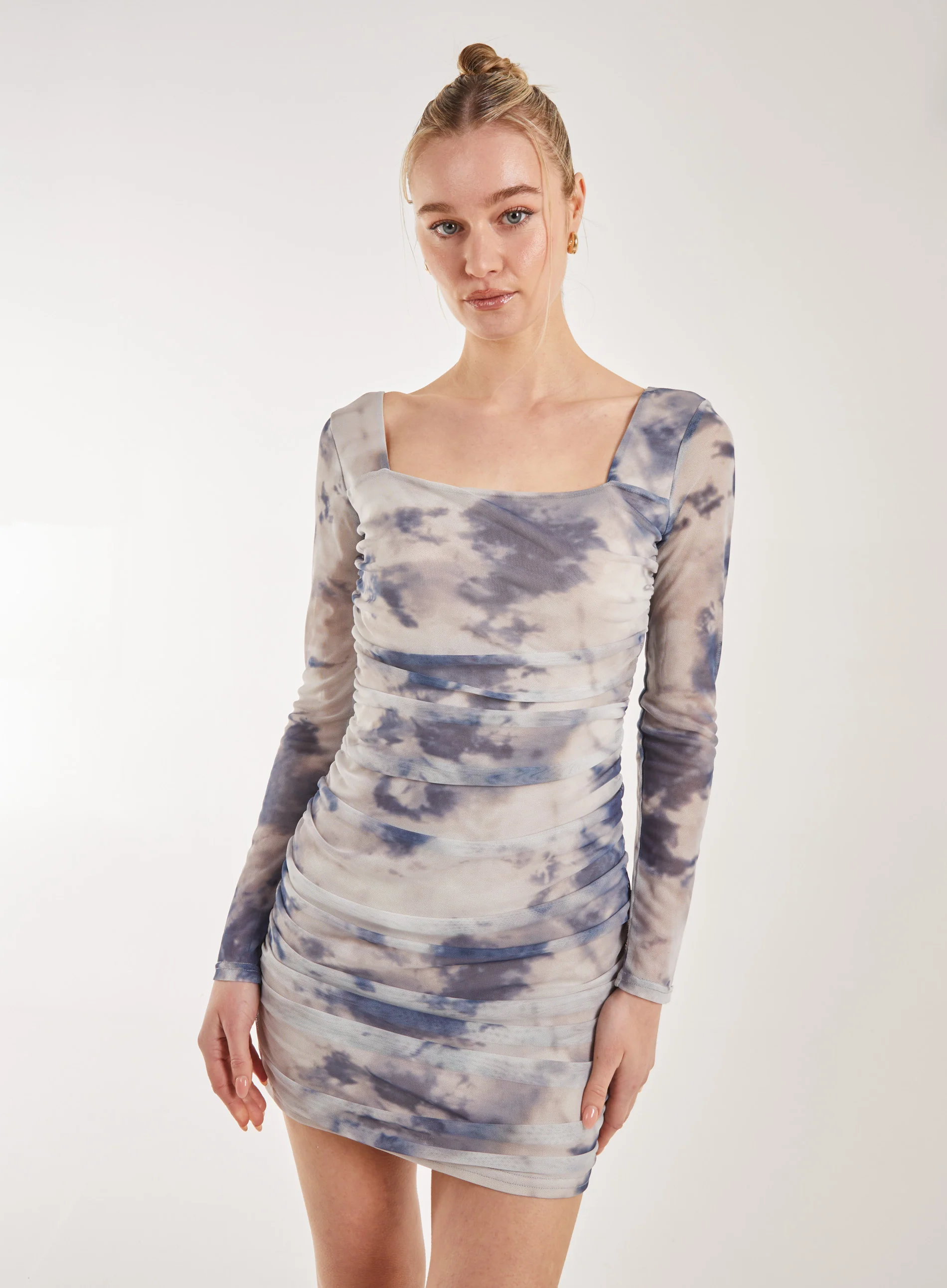 Long Sleeve Distressed Print Mini Dress - Image 3