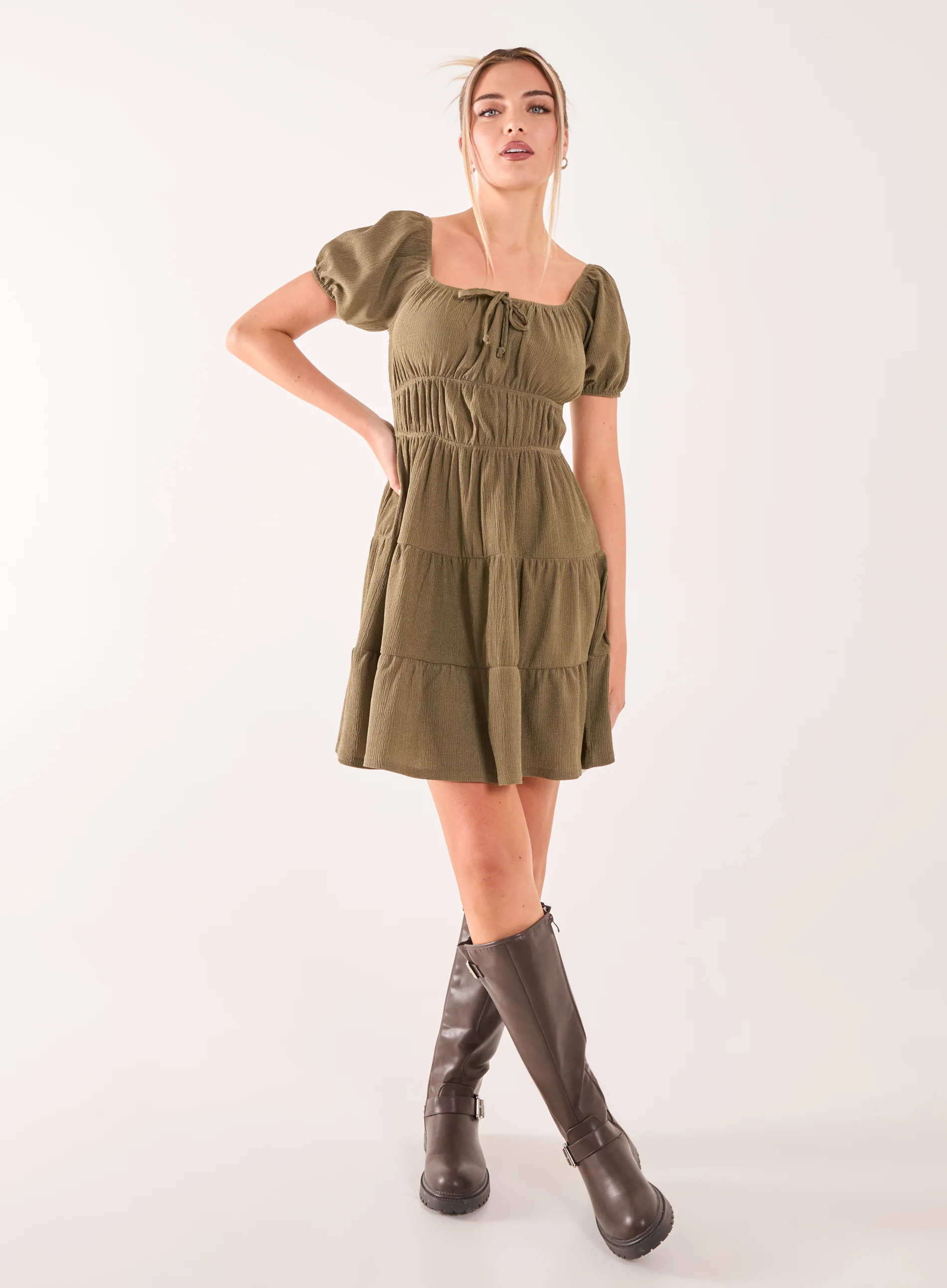 Crinkle Puff Sleeve Tiered Mini Dress - Image 2