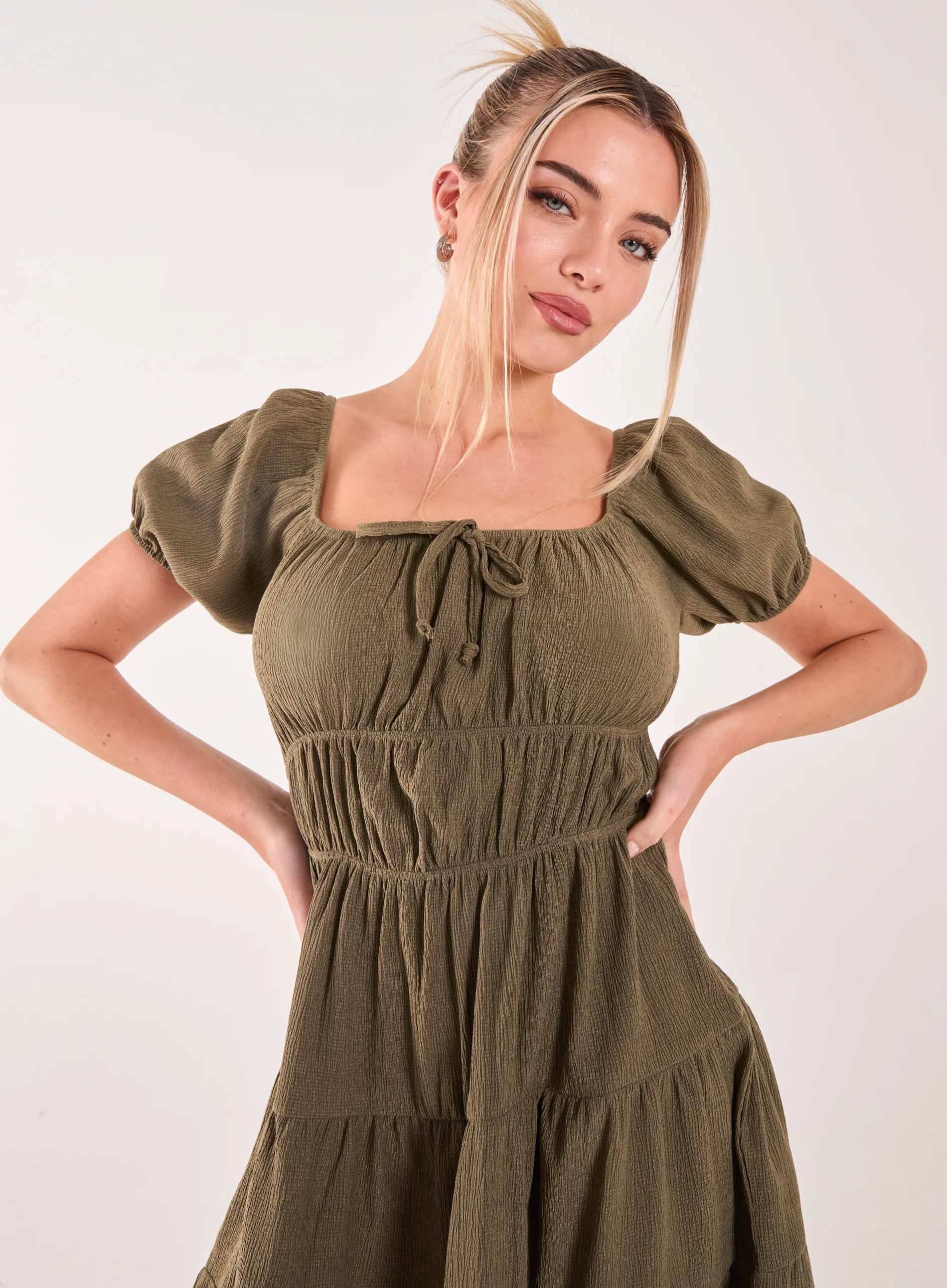 Crinkle Puff Sleeve Tiered Mini Dress - Image 3