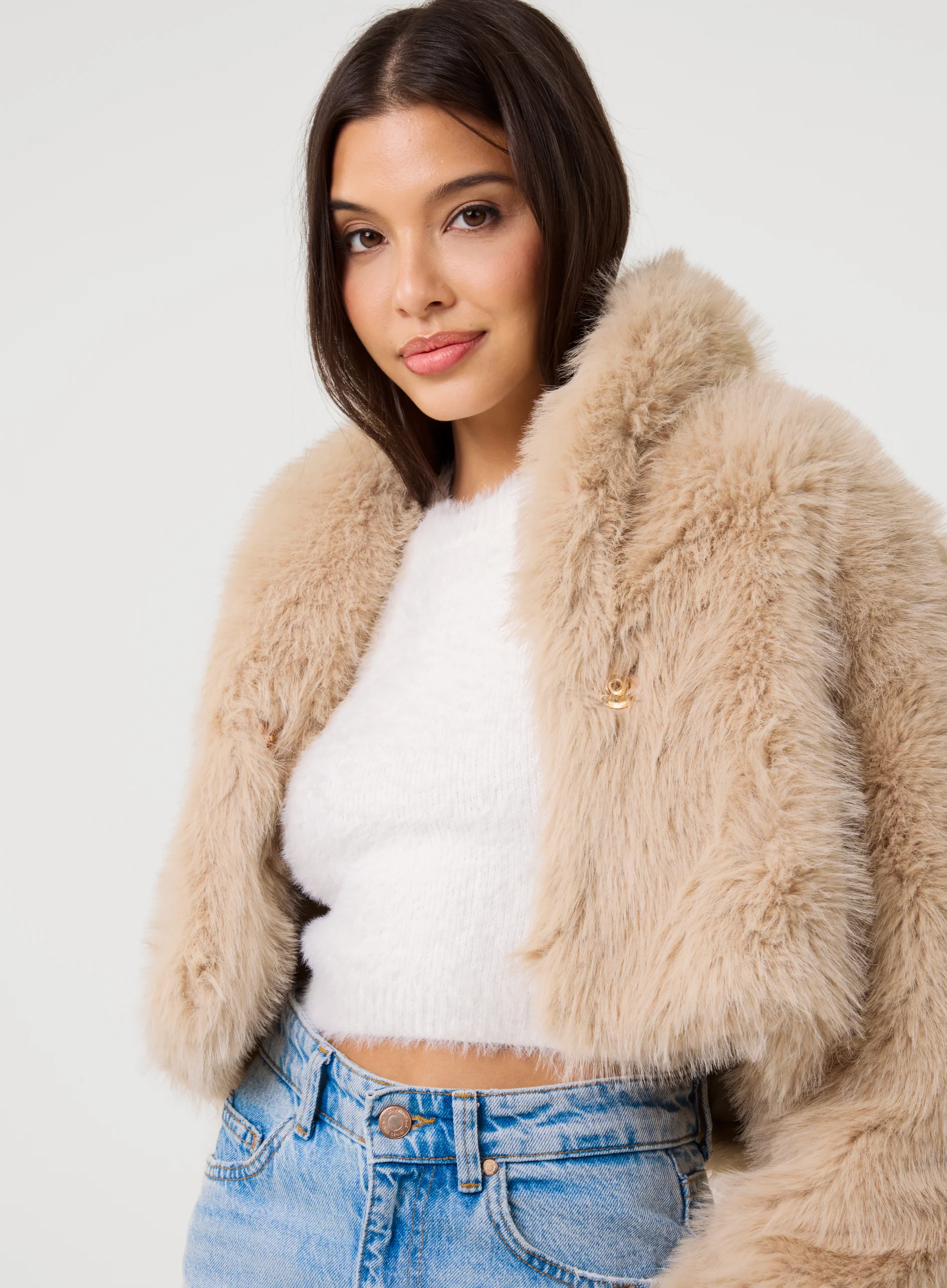 Crop Fur Jacket - Image 3