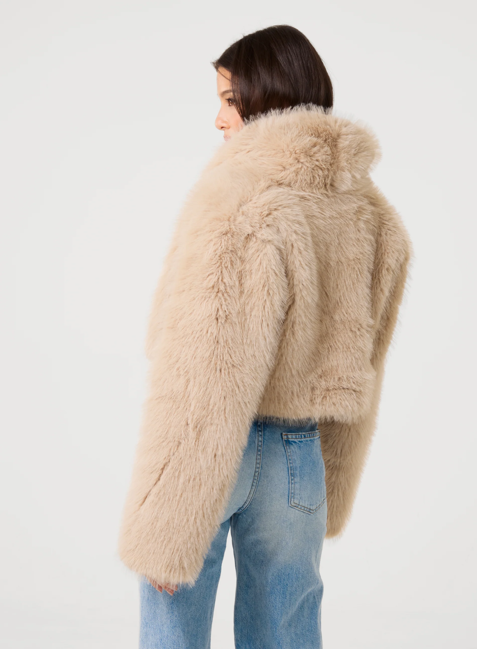 Crop Fur Jacket - Image 4