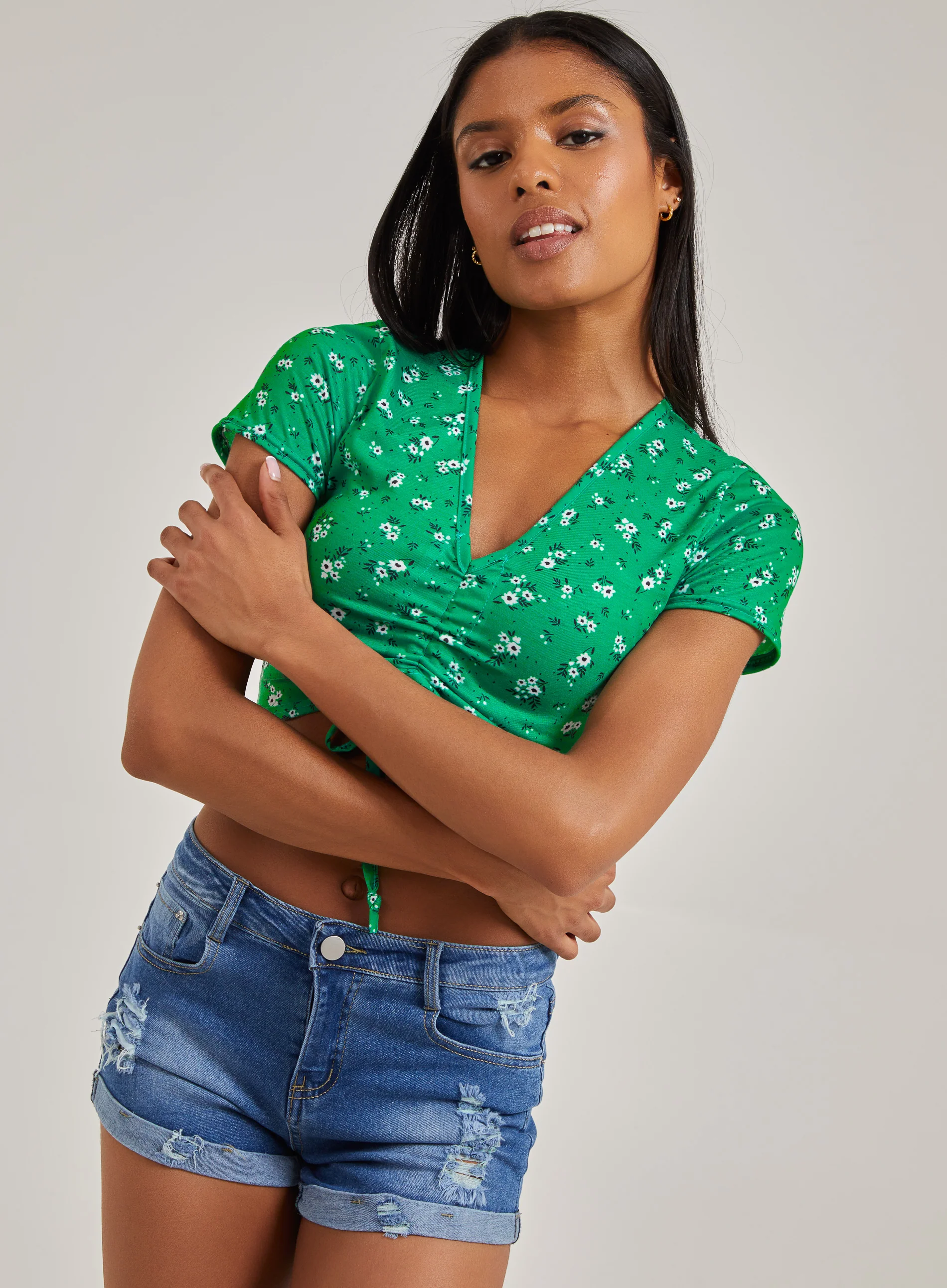 Gathered Short Sleeve Floral Crop Top - Image 4