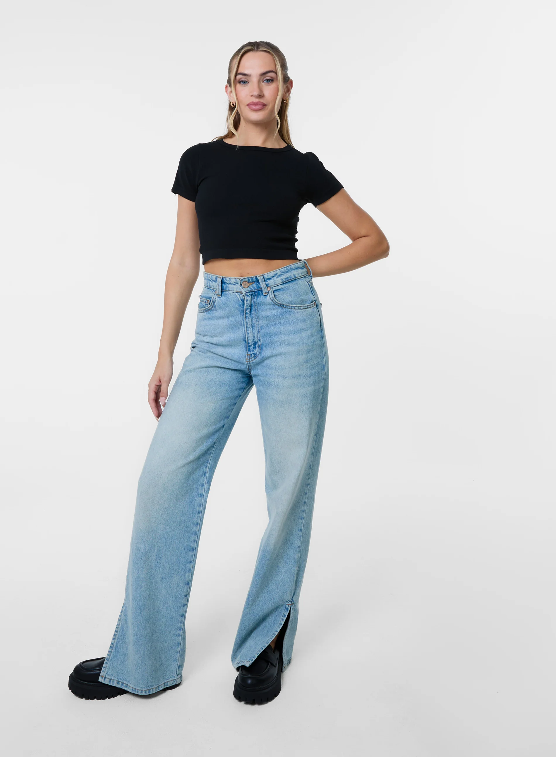 Hook & Eye Shoulder Detail Crop Top - Image 3