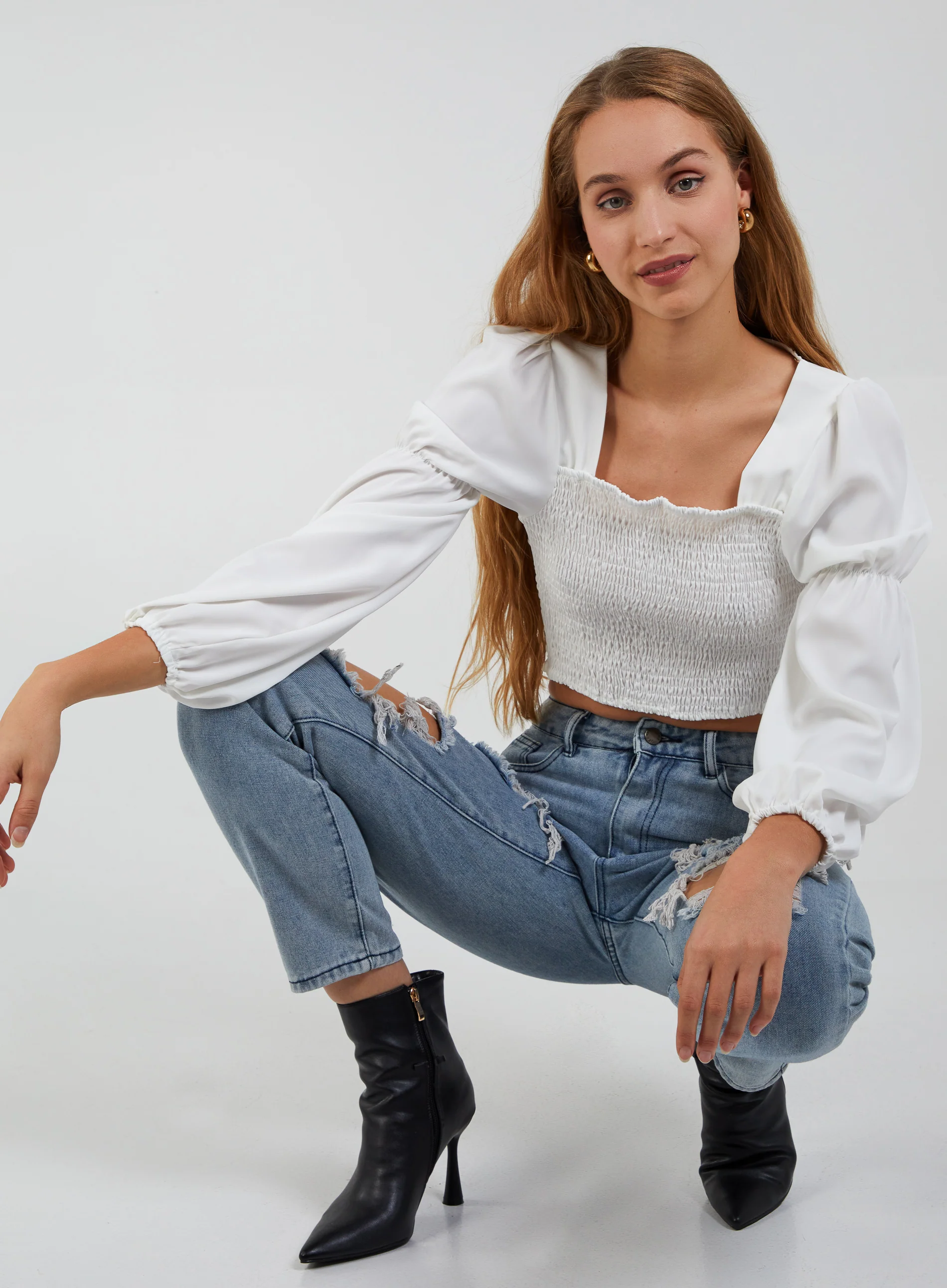 Cropped Ruched Top With Balloon Sleeves - Image 5