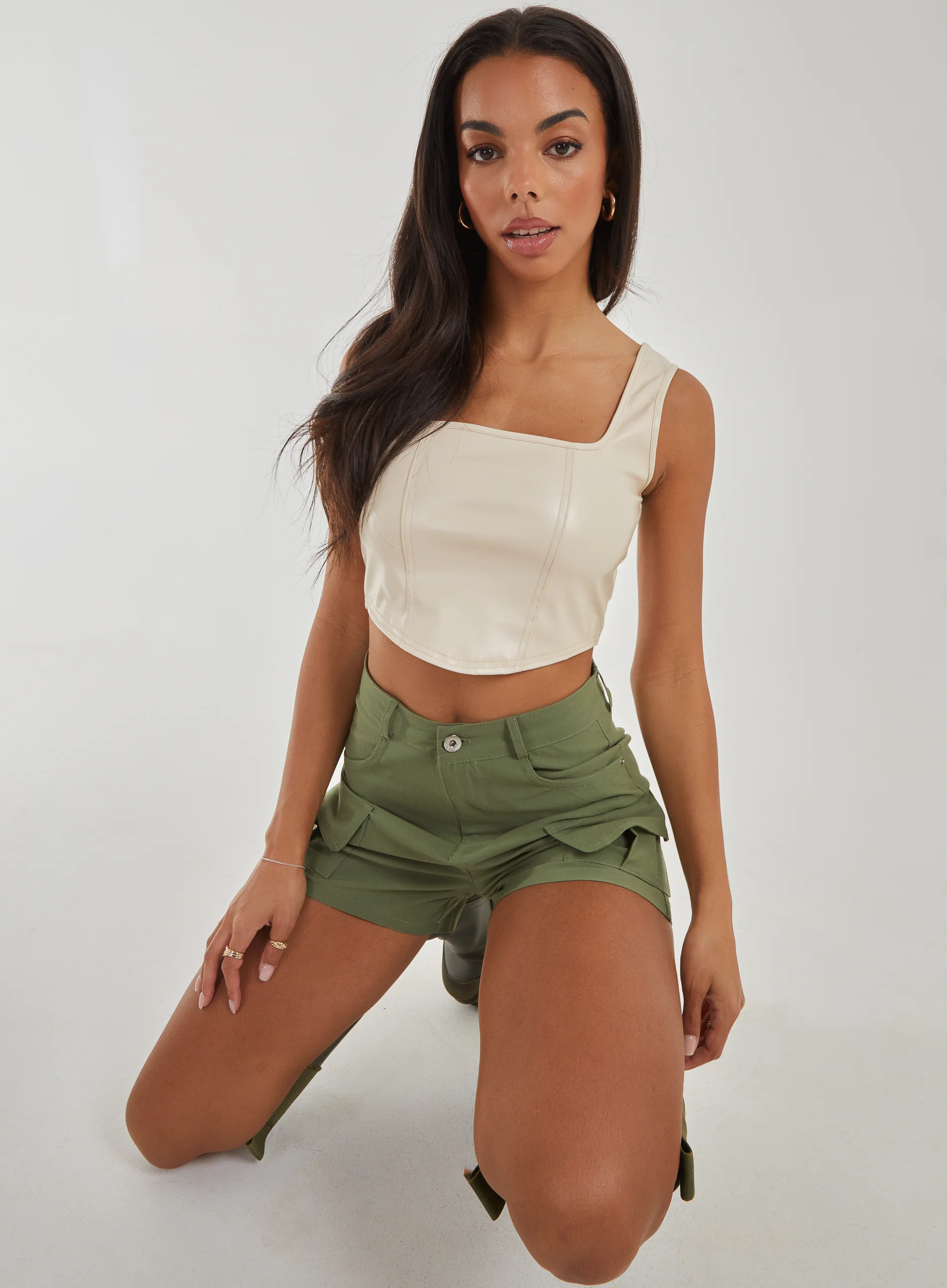 Pocket Front Cargo Shorts - Image 4