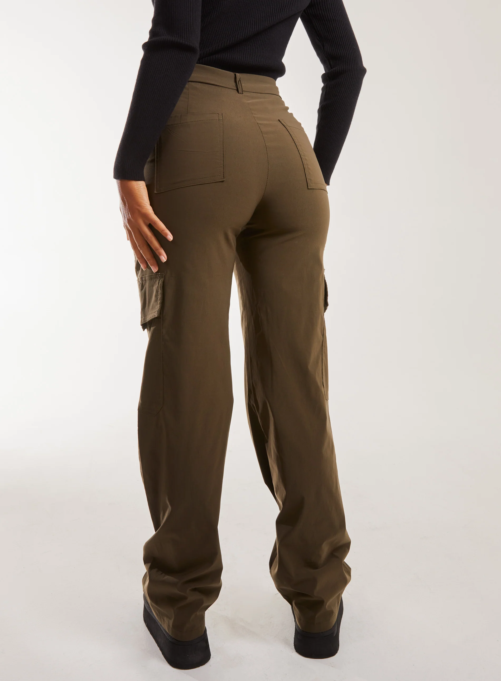 Wide Leg Pocket Cargo Pants - Image 4
