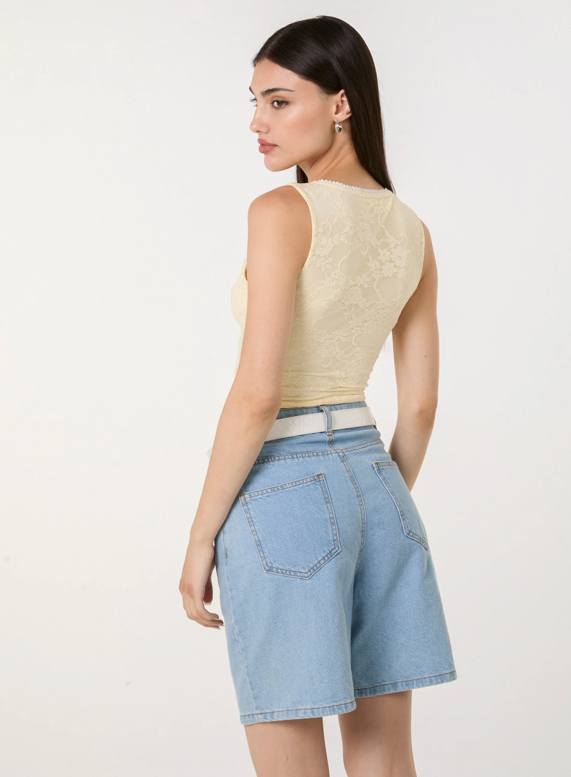 V Neck Lace Crop Top - Image 4