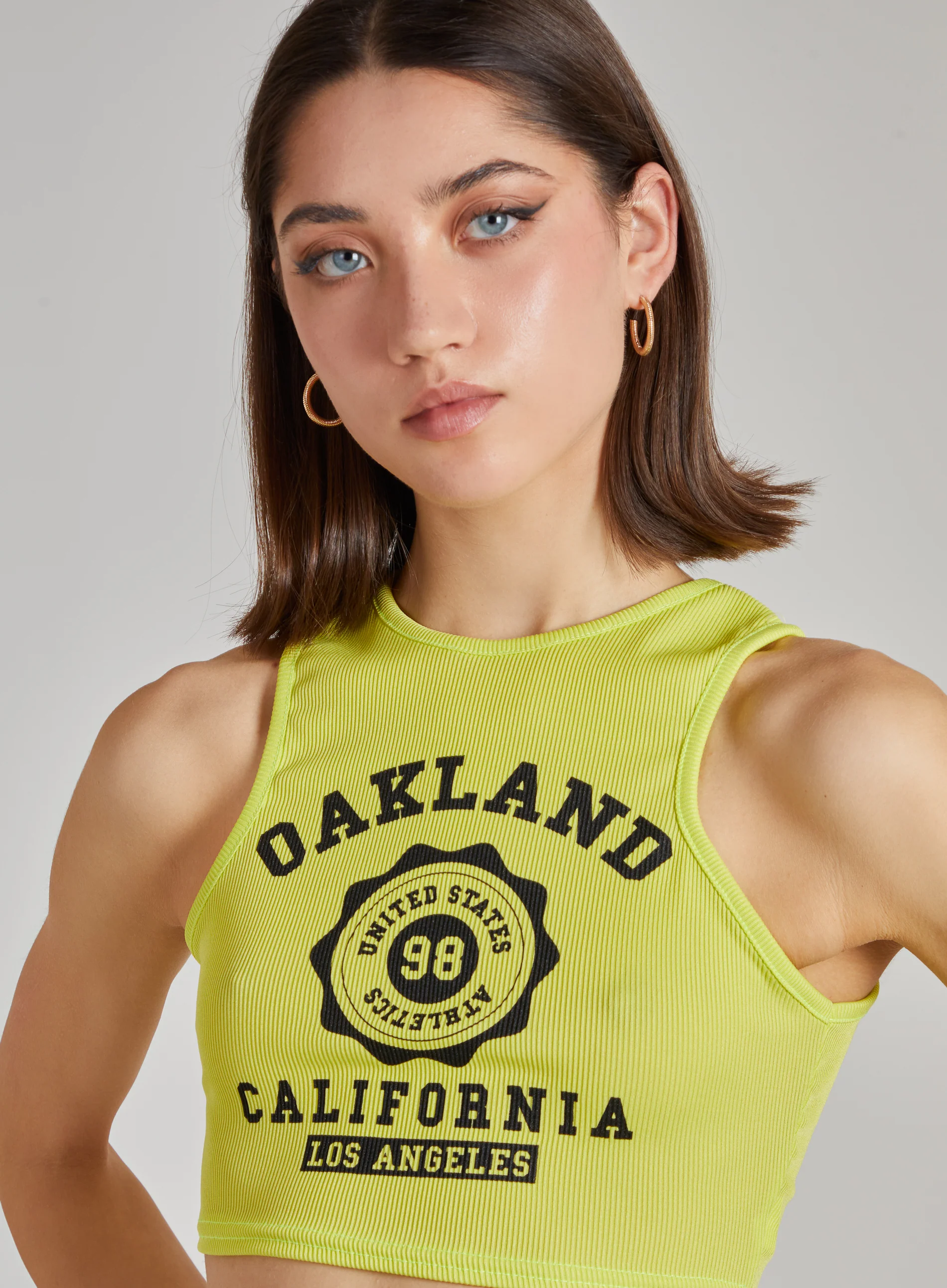 Oakland Ribbed Cropped Vest - Image 3