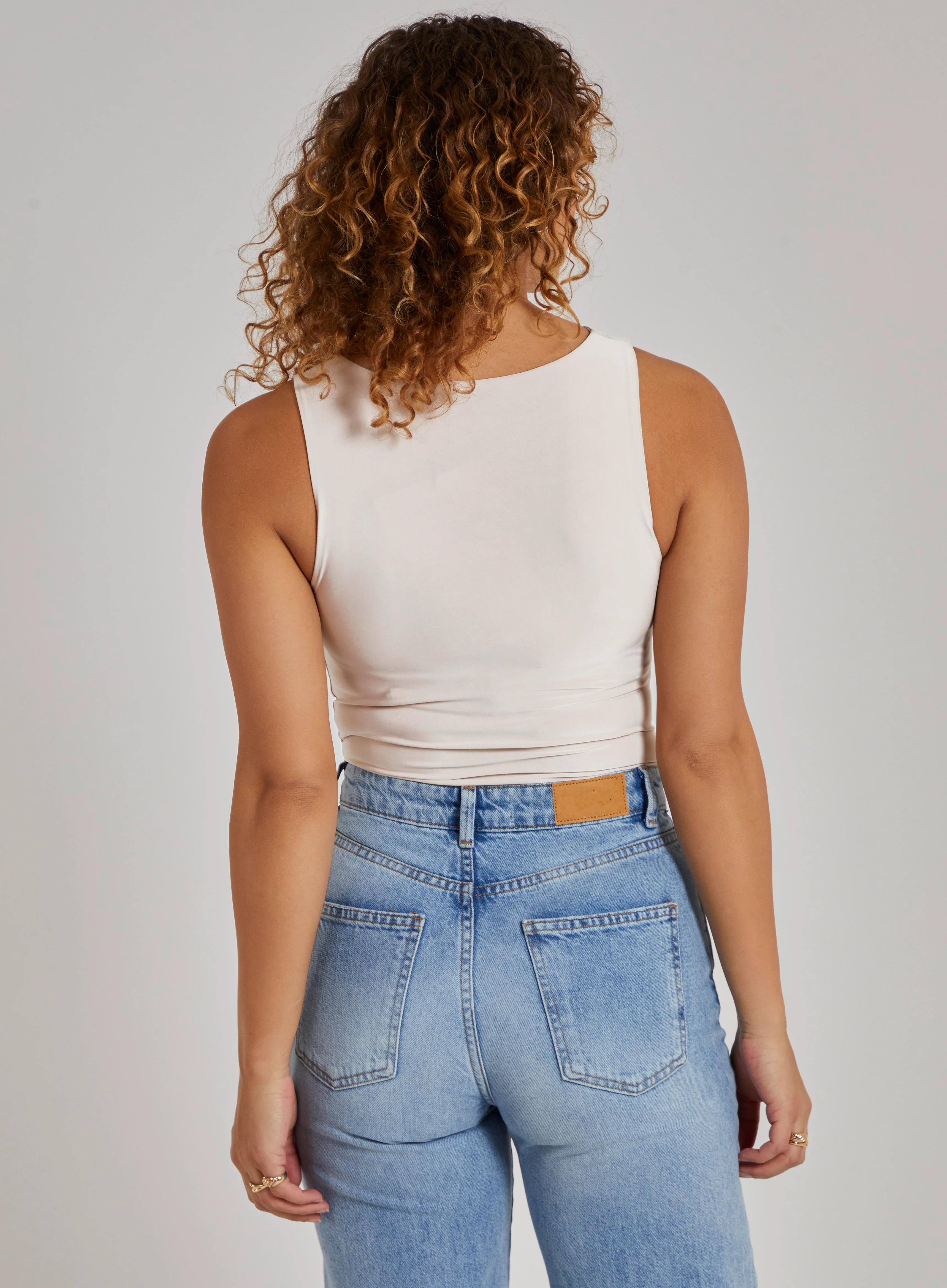 Slinky Sleeveless Letterbox Bodysuit - Image 4