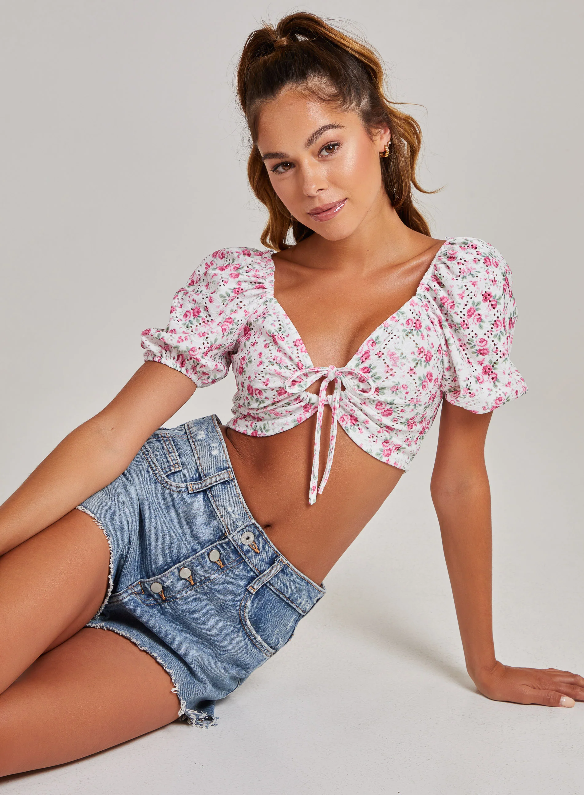 Floral Broderie Puff Sleeve Top - Image 4