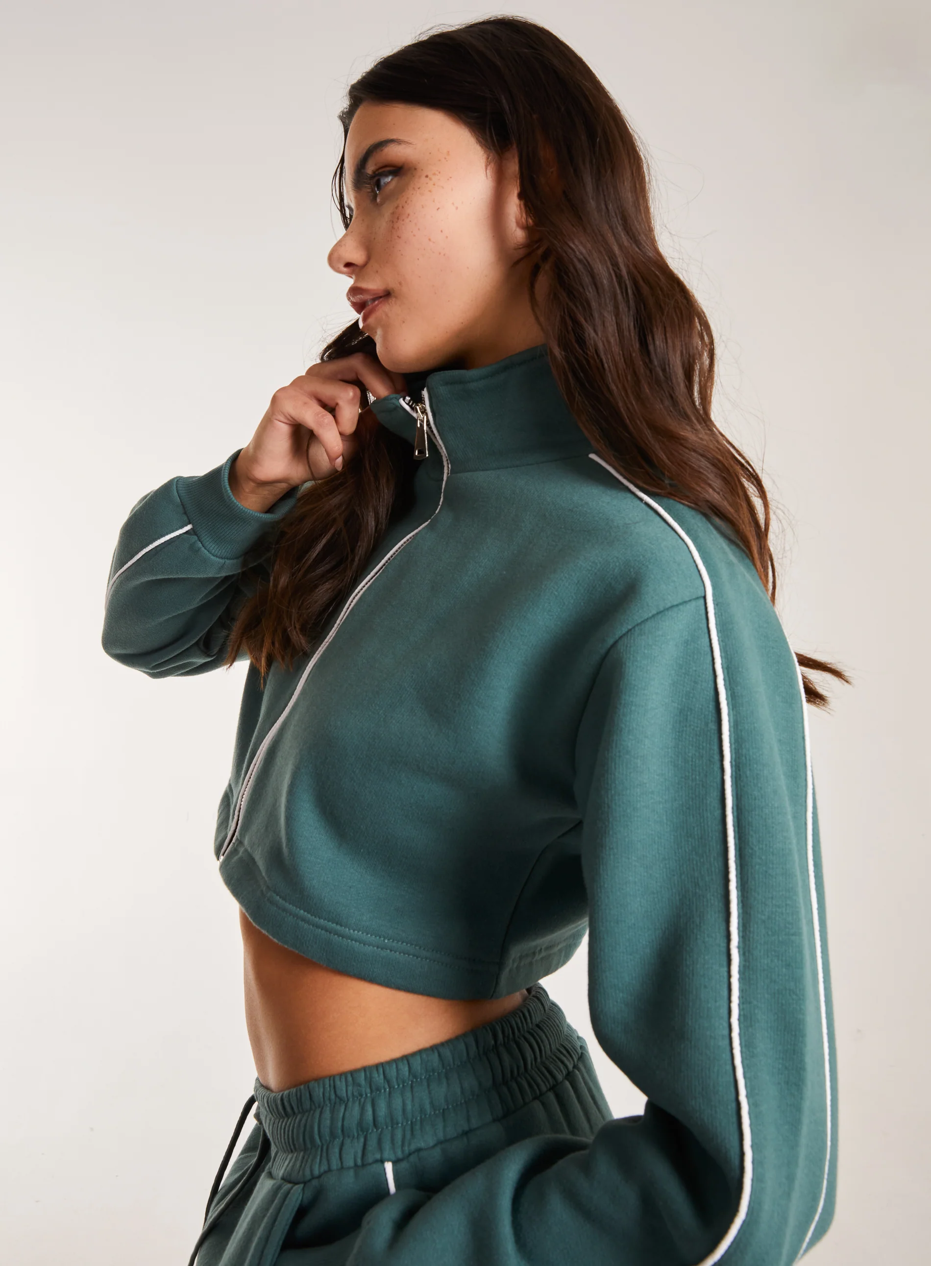 Piping Cropped Zip Up Sweat - Image 5