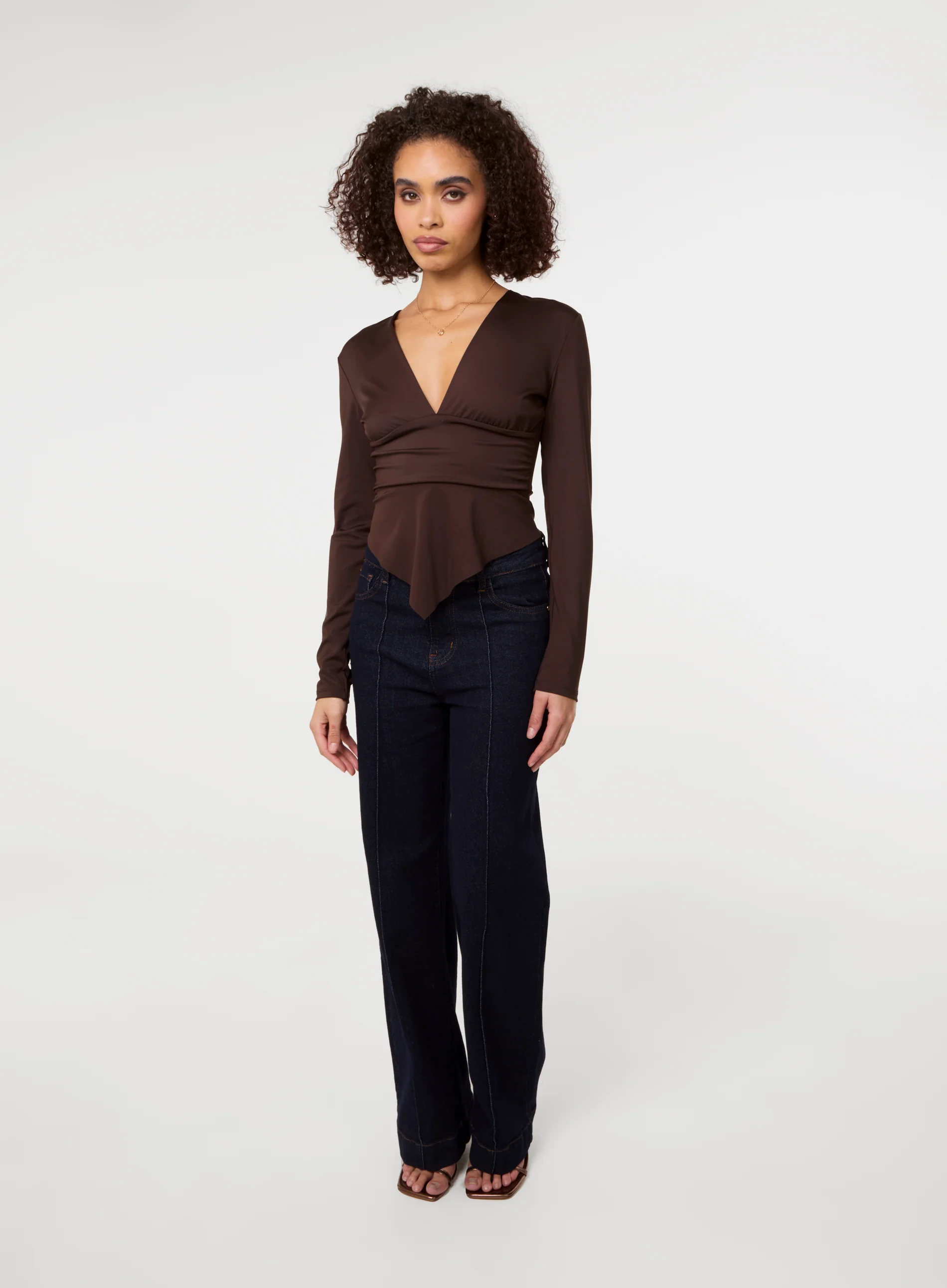 Stretch V Neck Hanky Hem Top - Image 2