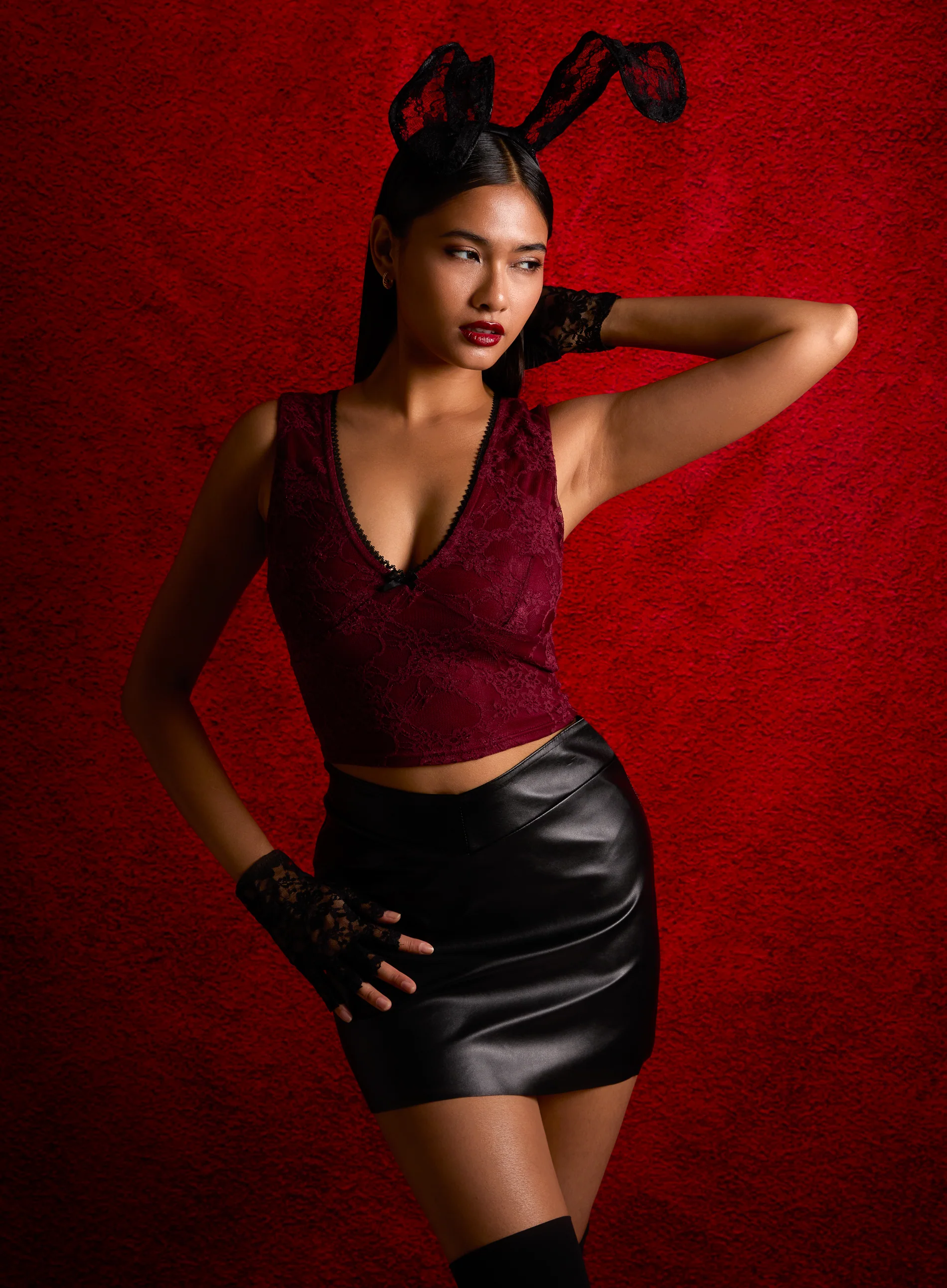 V Neck Lace Crop Top - Image 5