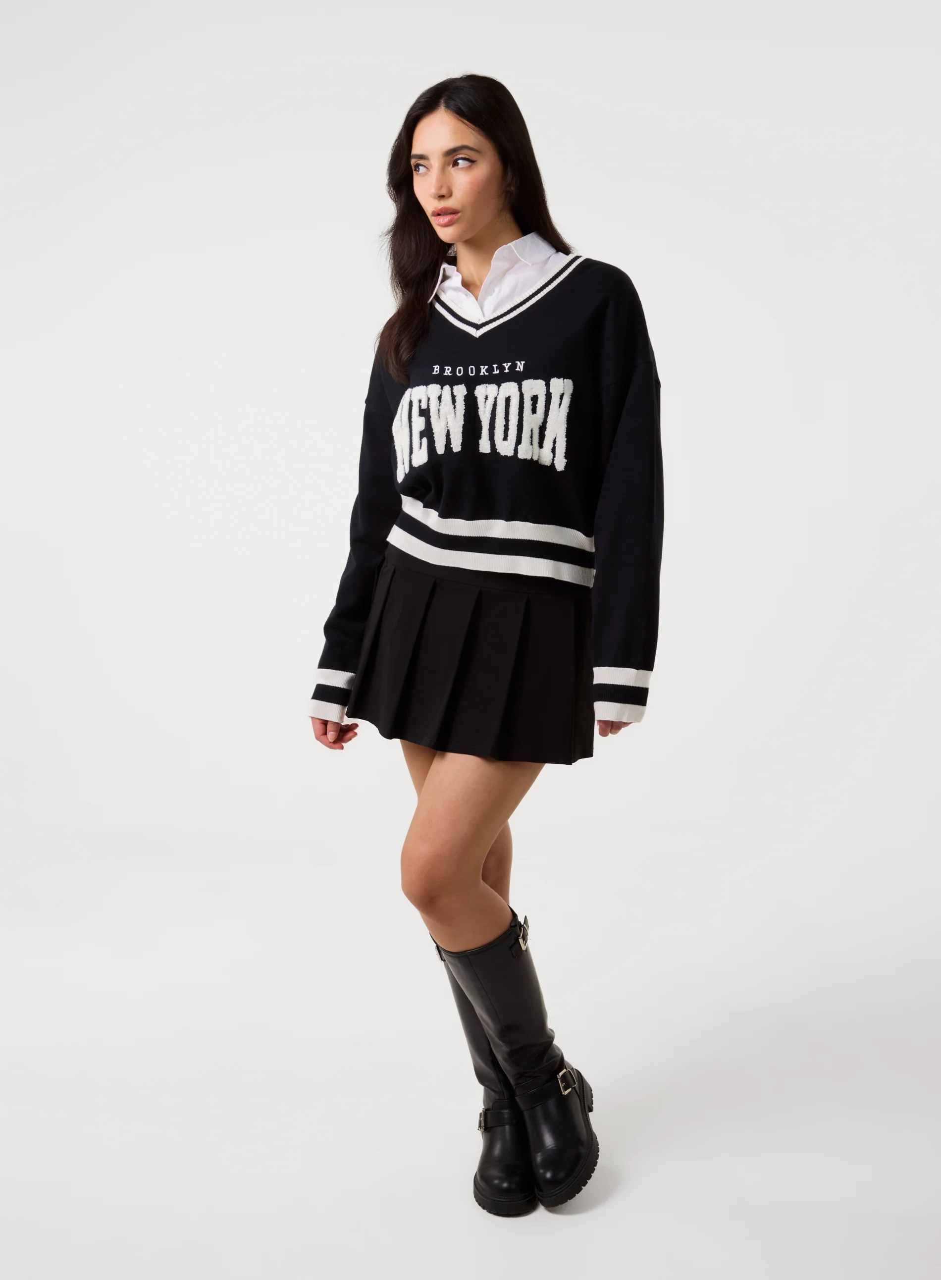 V Neck Varsity Sweatshirt - Image 2
