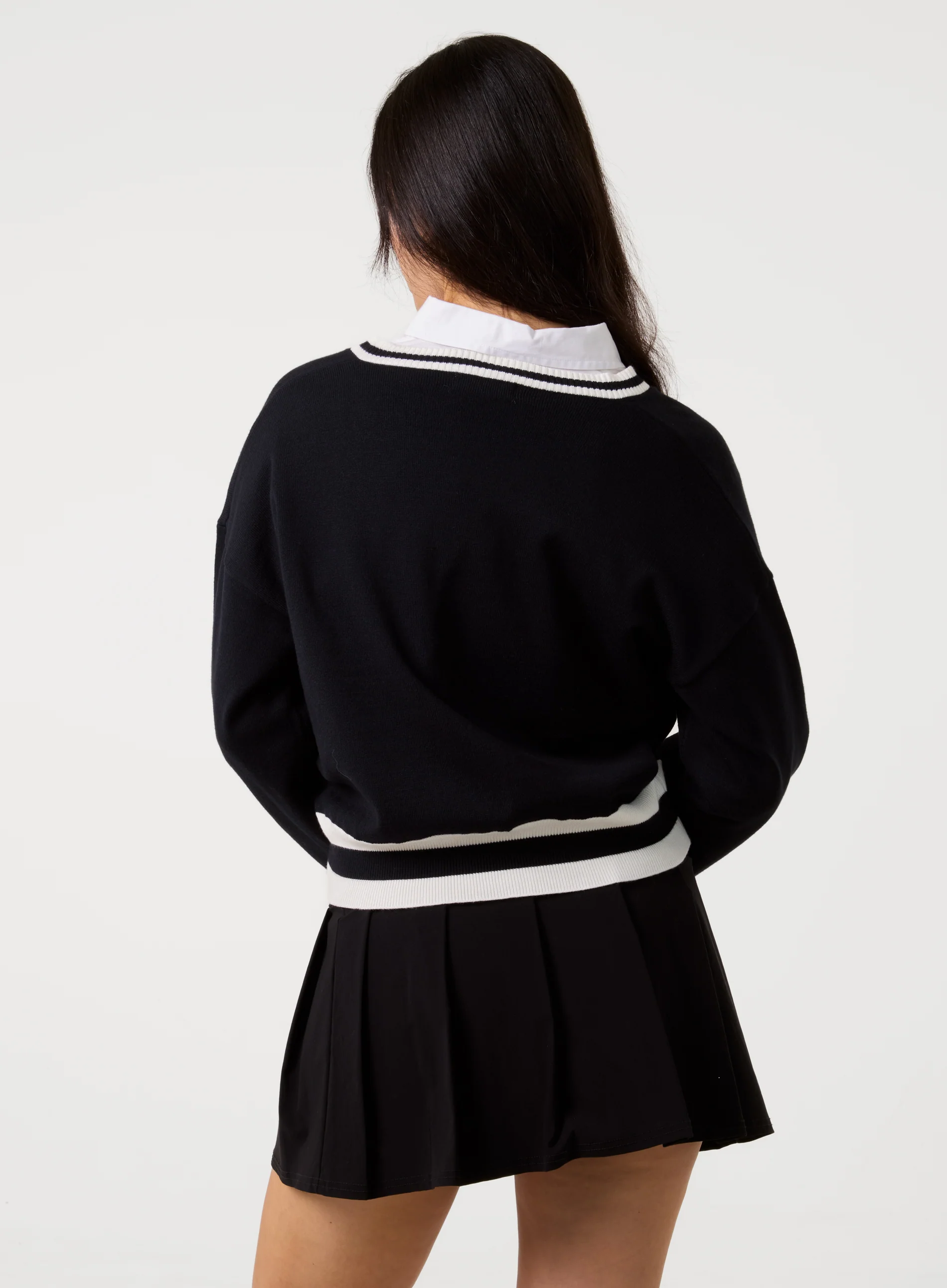 V Neck Varsity Sweatshirt - Image 4