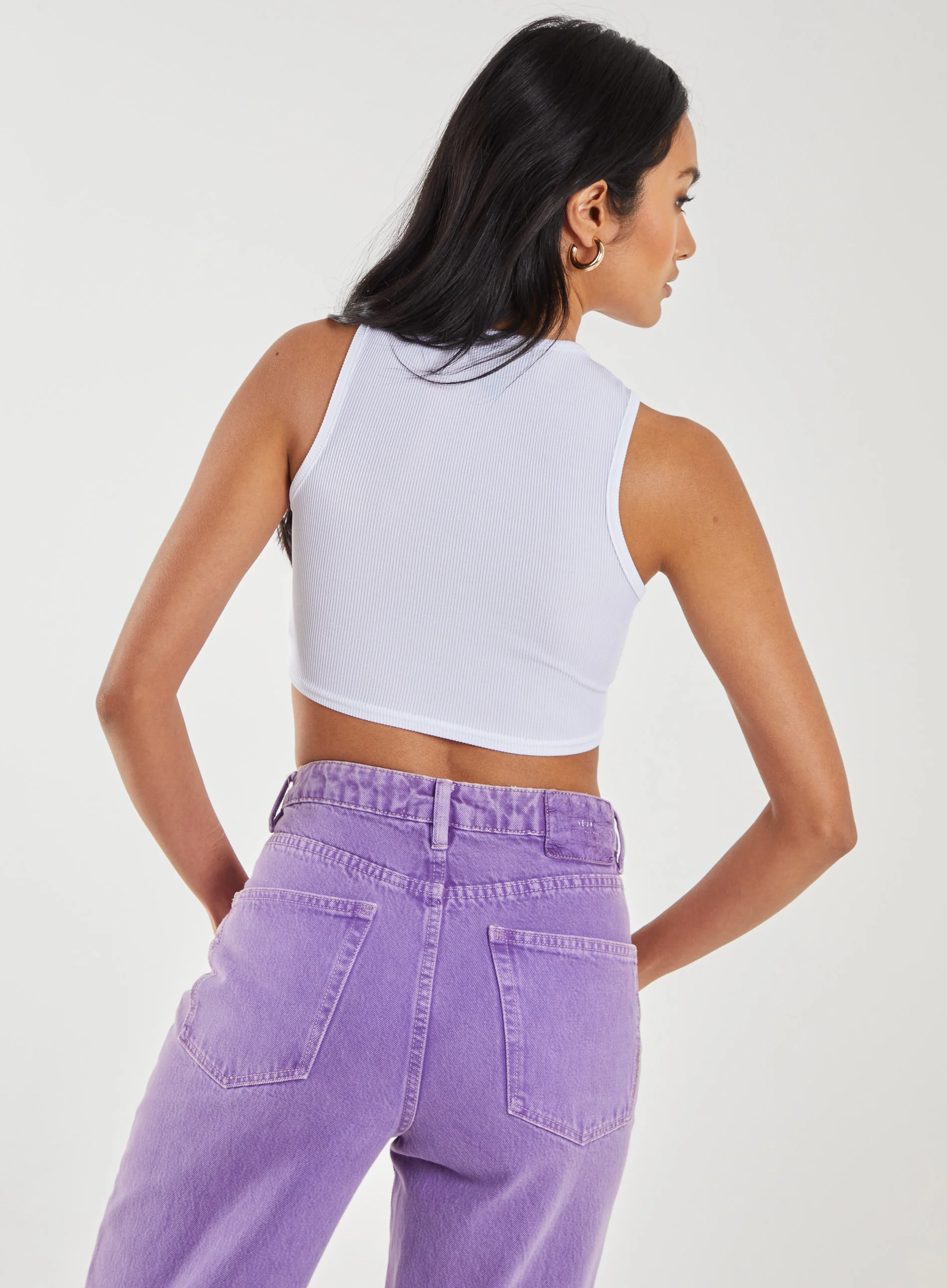 Graphic Printed Cropped Vest - Image 4